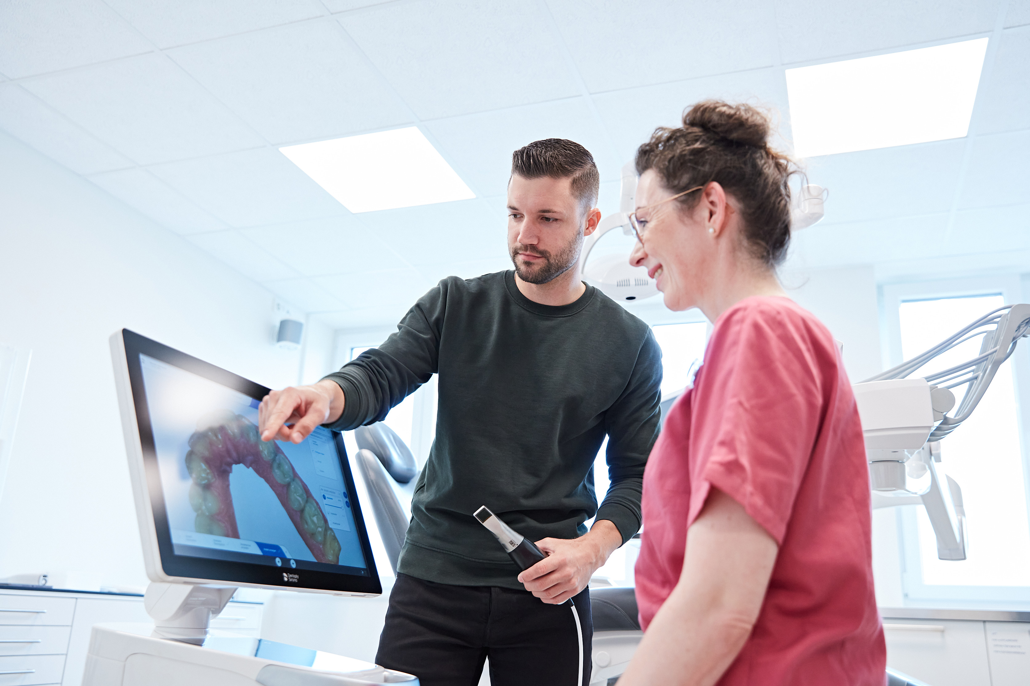 Battle Day - Intraoralscanner Battle Day - Intraoralscanner